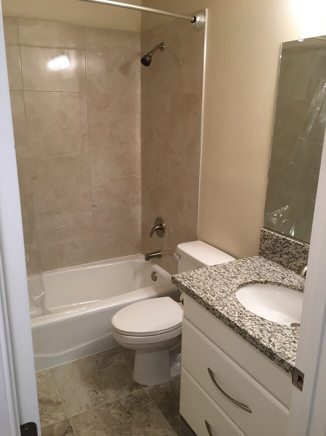 Photo - 216 A St Unit Apt E