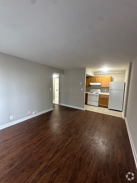 Building Photo - 1646 N Prospect Ave Rental