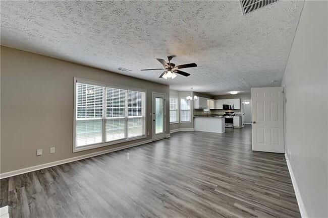 Photo - 105 Meadow Crest Ct