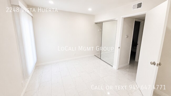 2248 Vista Huerta