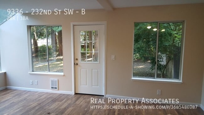 Photo - 9336 232nd St SW Unidad B