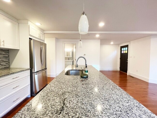 Building Photo - 1 Auburn Ave Unit #1 Rental