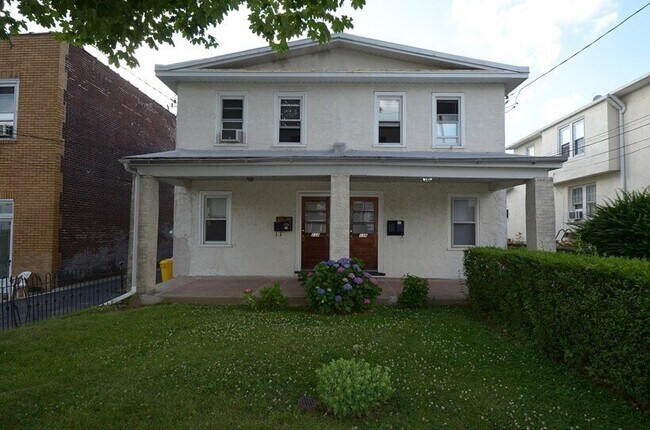 Building Photo - 238 Delmont Ave Unit 1st Floor