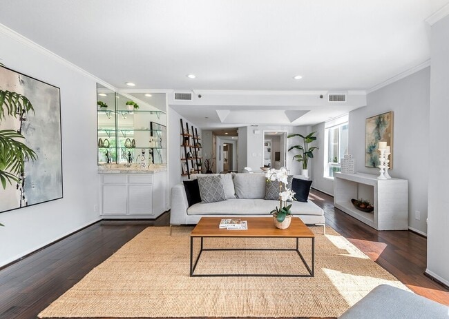 Photo - 1074 Peachtree Walk NE