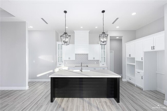 Photo - 19 Rabbit Run Ave