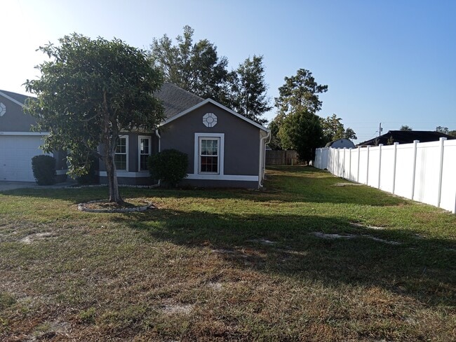 Photo - 14024 Higgins St