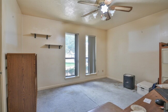 Photo - 15407 Empanada Dr