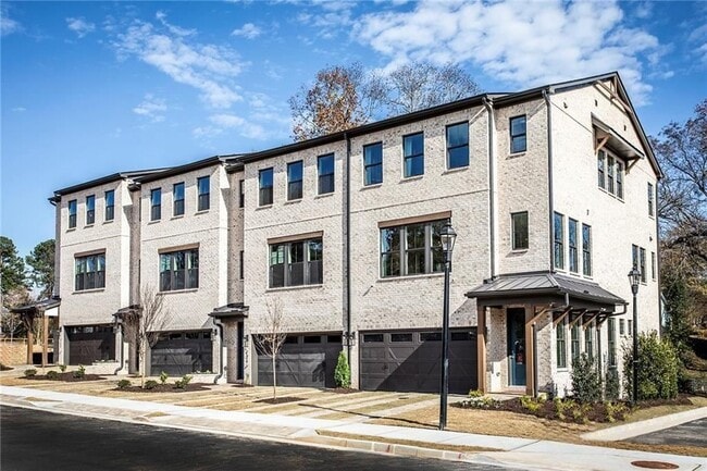 Building Photo - 119 Bridgecrest Rd