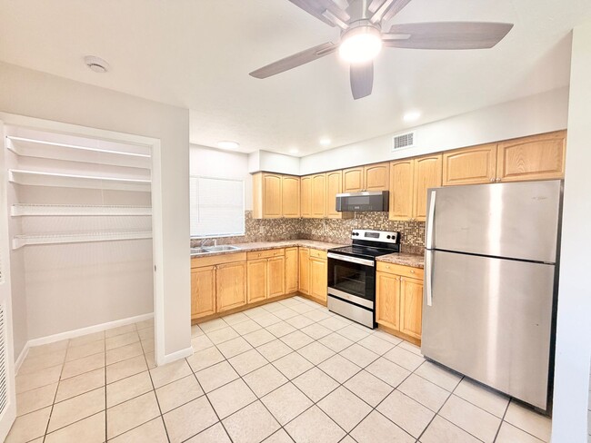 3047 Tropicana Blvd Unit 1