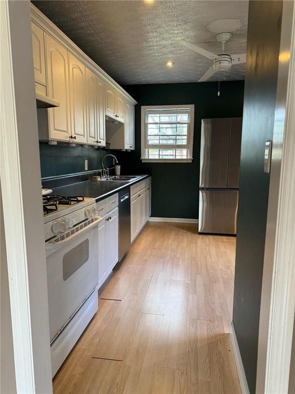 Photo - 183 Dearborn St SE