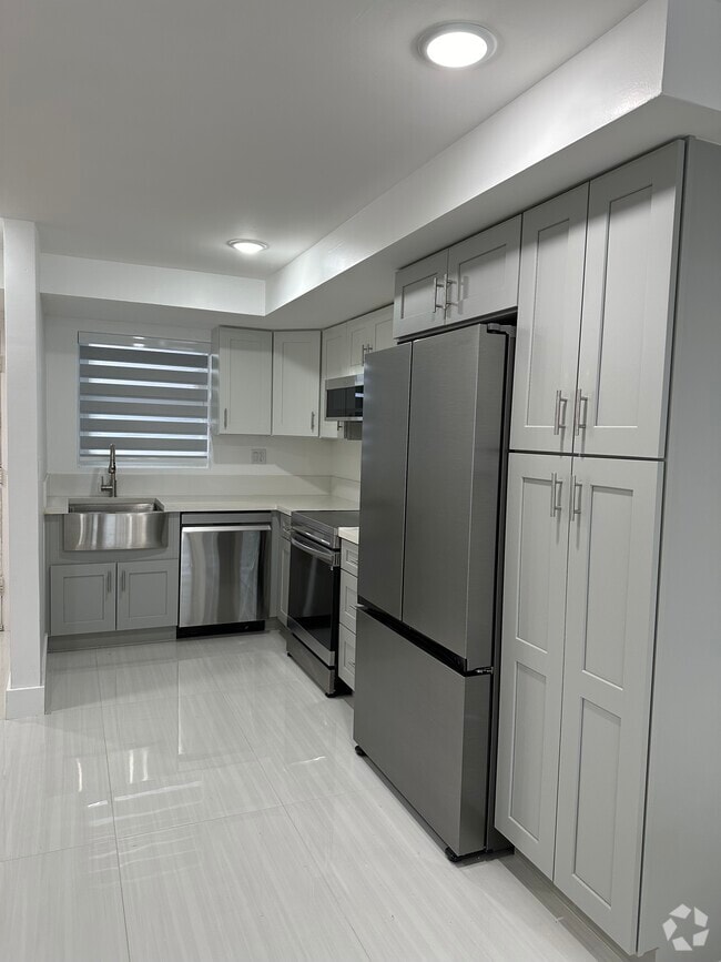 Building Photo - 9367 Fontainebleau Blvd Unit #G243 Rental