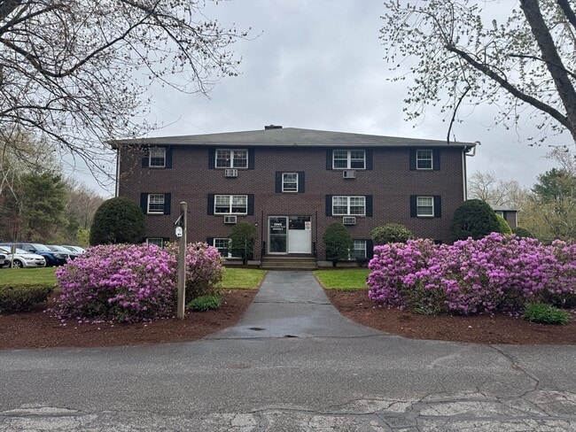 Building Photo - 96 Richardson Rd Unit B18