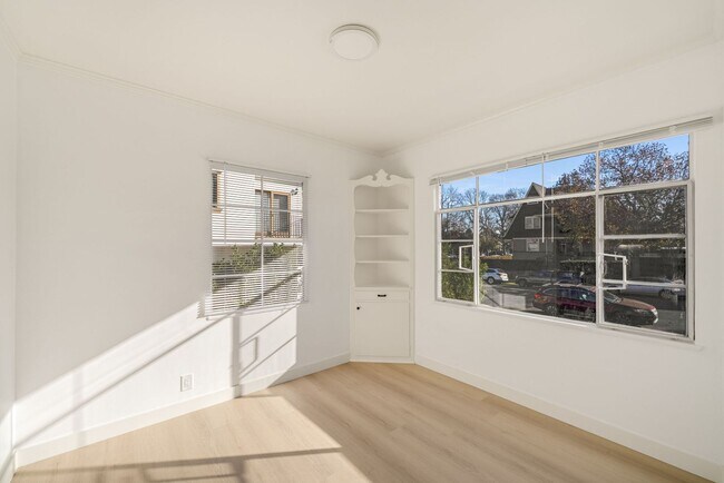 Photo - 35-35 Kennebec Ave Unit 33 Kennebec Ave