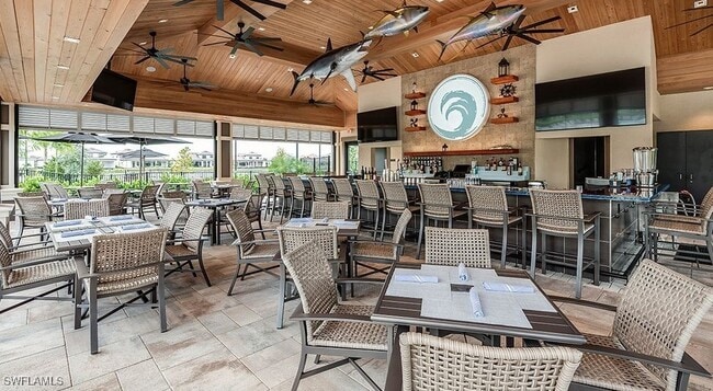 Photo - 15335 Lucerna St Unidad 104