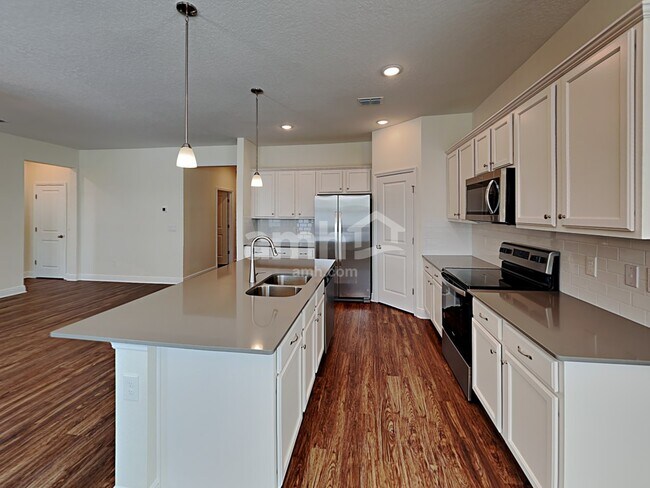 1149 Sky Lks Dr