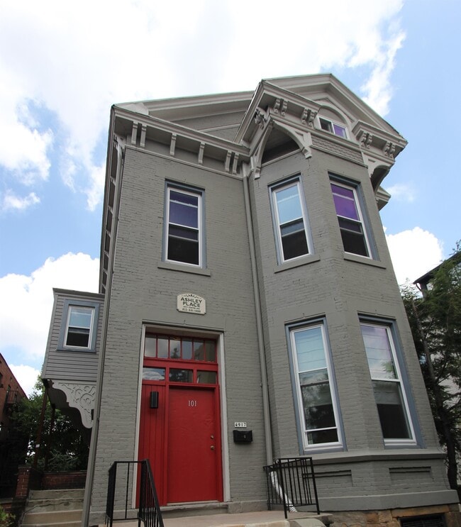 Photo - ASHLEY PLACE -- 080