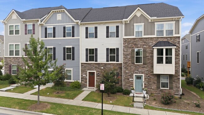 707 Channing Park Cir