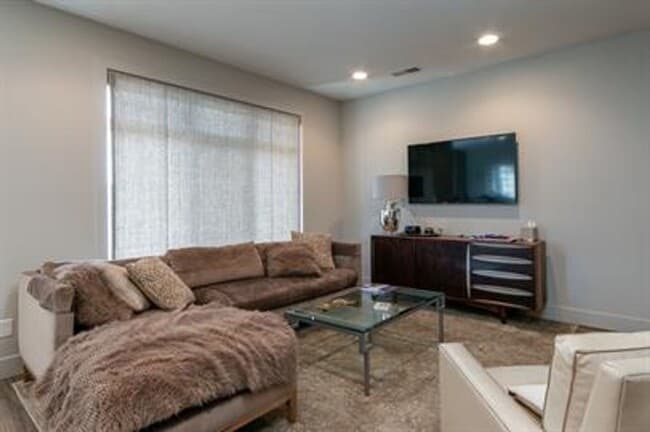 Photo - West Side Manhattan Townhome Available July 1!