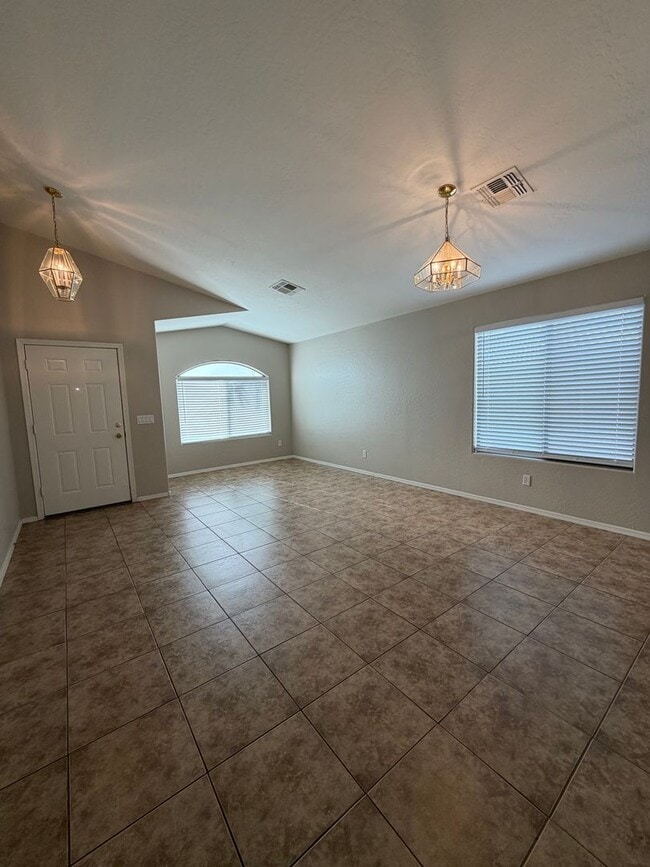 Photo - 4 Bedroom on Large Lot in Queen Creek