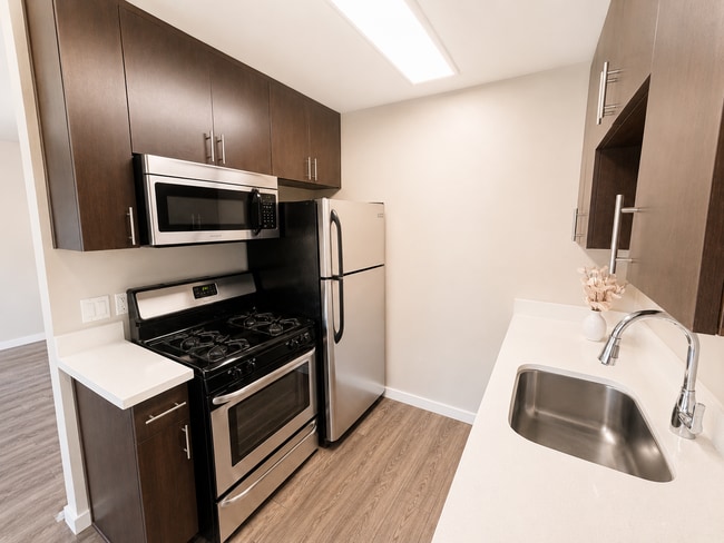 Photo - Riverbend Apartments