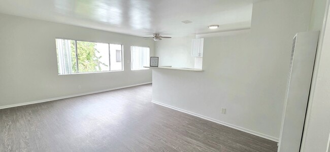 4741 S Slauson Ave Unit 7