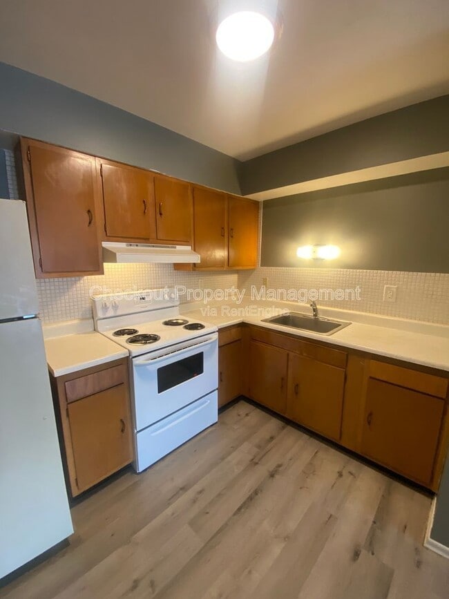 Building Photo - 3733 Morgan Ford Rd Unit D