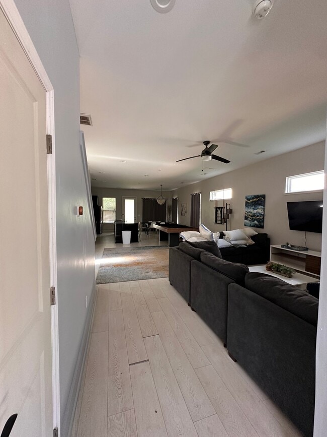 Photo - 4131 Merlane Dr