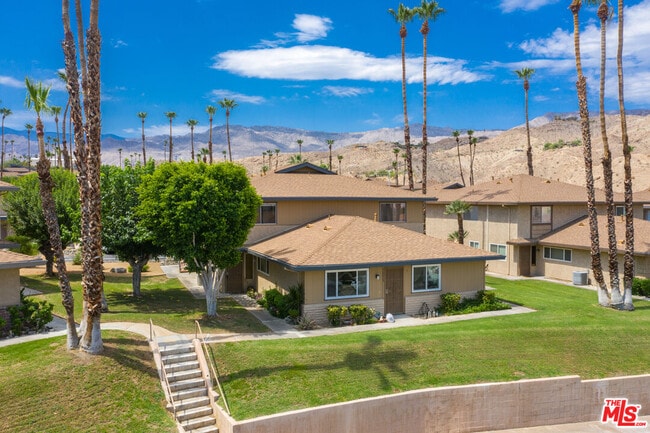 Building Photo - 72669 Eagle Rd Unit 2