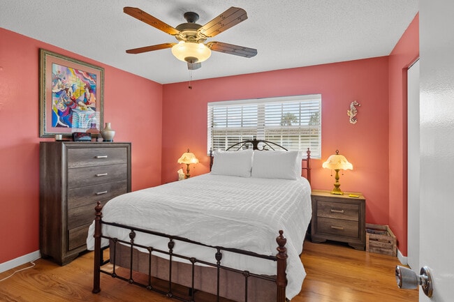 Photo - 2727 75th St W Unit 12