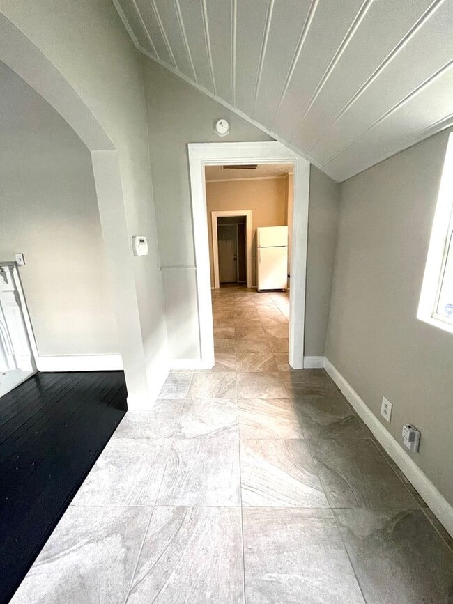 Photo - 1808 10th Ave N