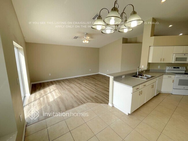 Photo - 22828 Roderick Dr