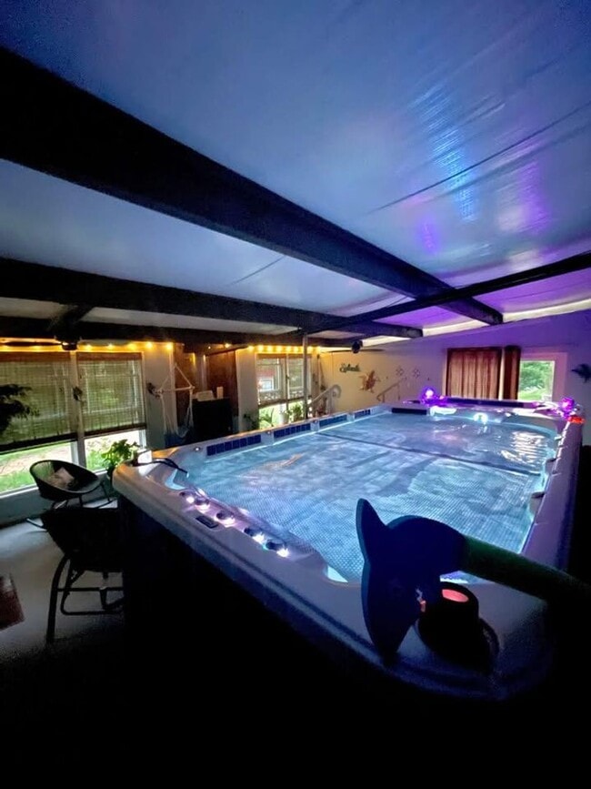 Photo - Adorable Bungalow
