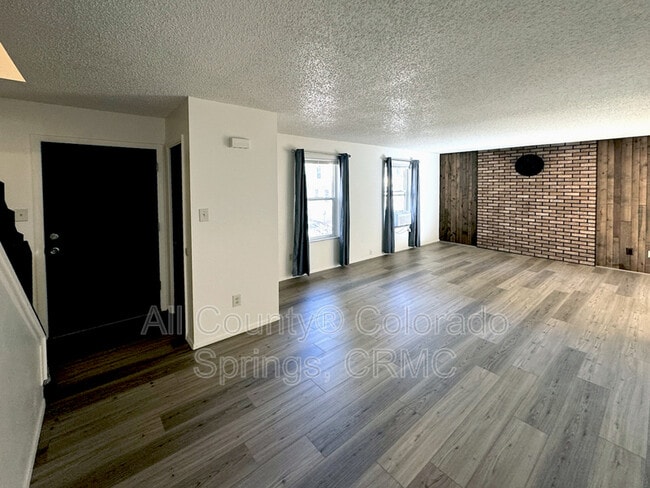 Photo - 1497 Spring Valley Dr