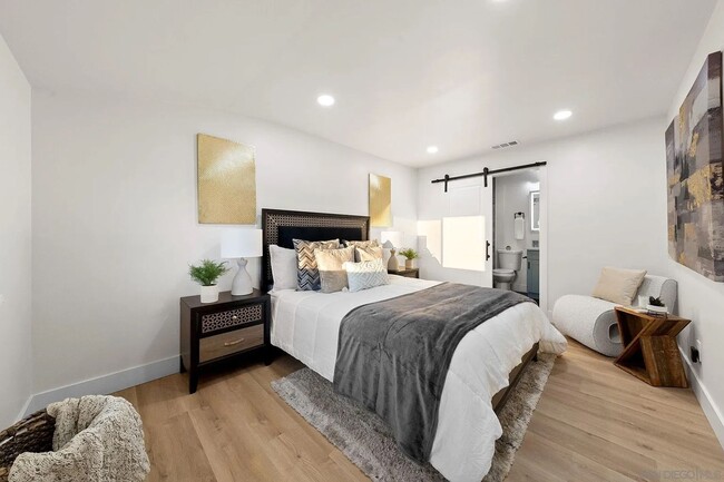 Photo - Beautifully Remodeled 3-Bed Home in Prime Location – AVALIABLE EARLY MAY