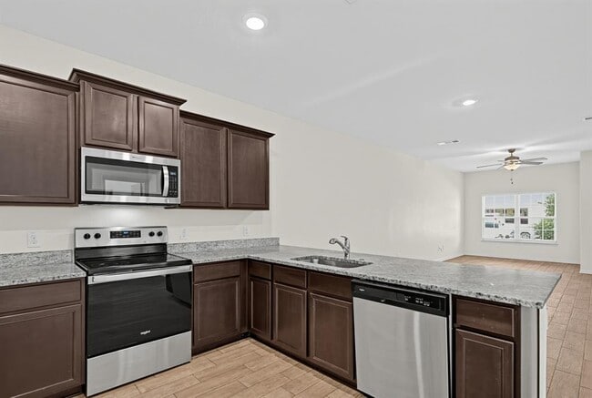172 Allington Cir