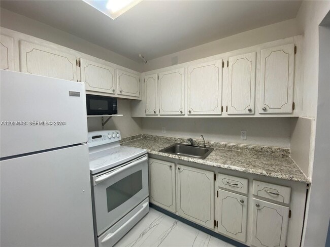 Photo - 111 Tilford F Unit 111