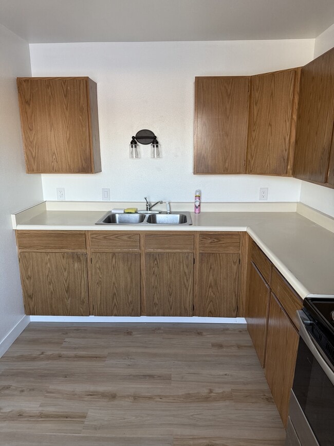 Photo - 3712 Swenson Ave Unit 7