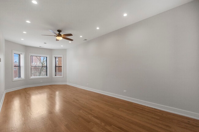 Photo - 3820 N Sheffield Ave Unit 3820-1