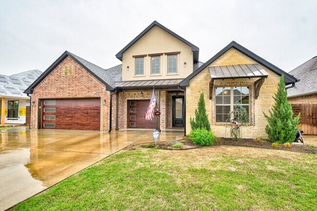 Photo - 4009 NE Realtree Dr