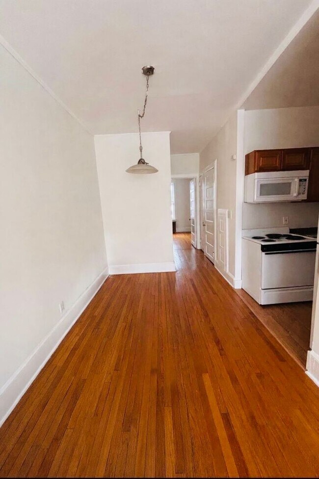 Photo - 174 Chestnut St Unit Apt 2