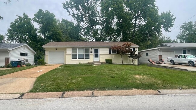 613 Lynn Hvn Ln  