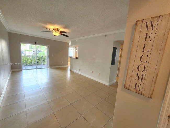 Building Photo - 11600 SW 2nd St Unit 18101