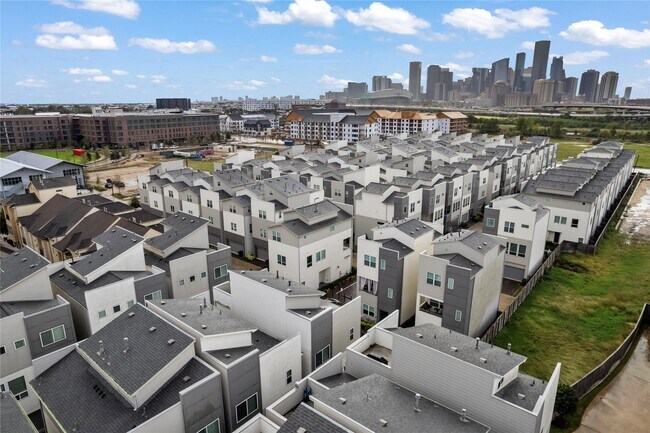 Photo - 317 Eado Park Cir