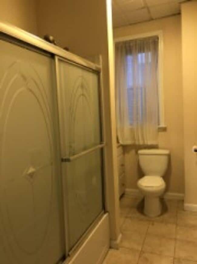 Photo - KENMORE (BU/NEU) 3 bed 1.5 bath - 9/1 - NO FEE