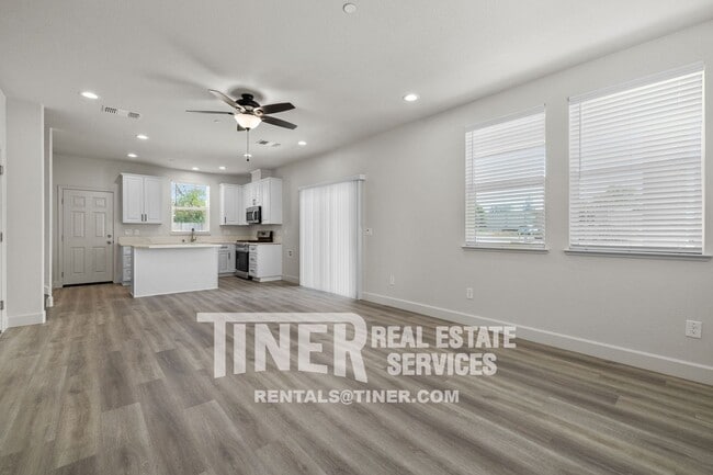 Photo - 1509 Bell St