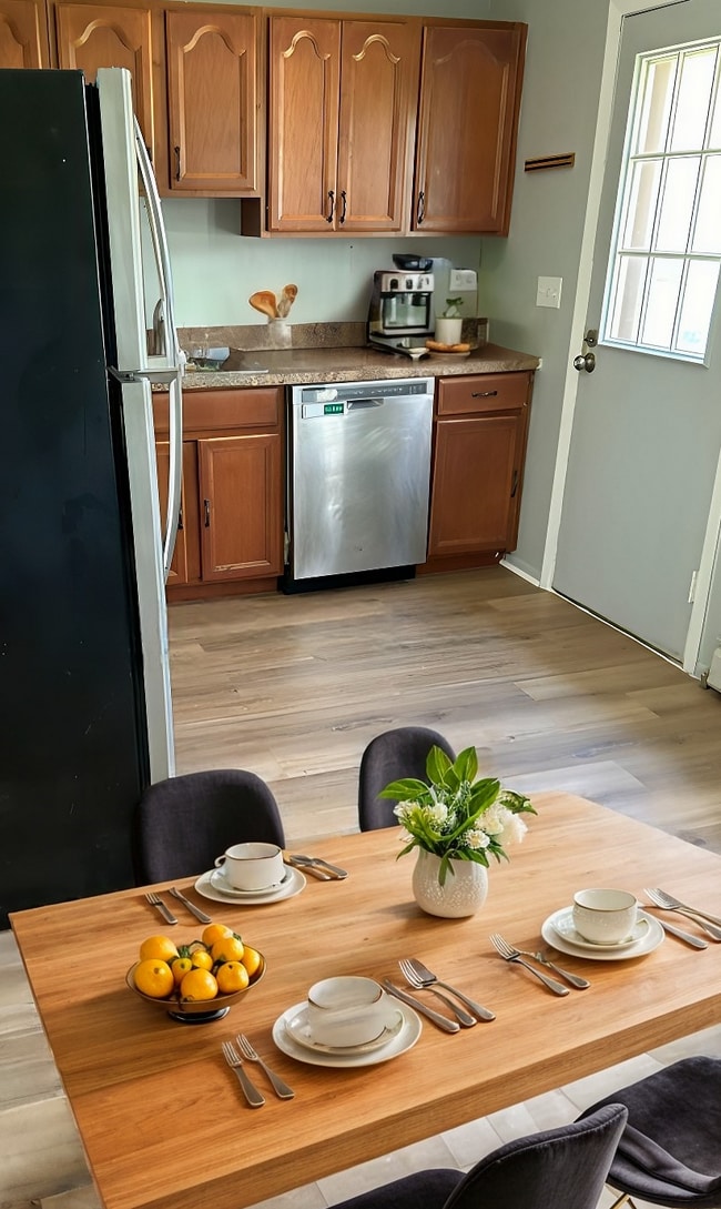 Photo - 57 Laird Dr Unidad 57 Laird Dr