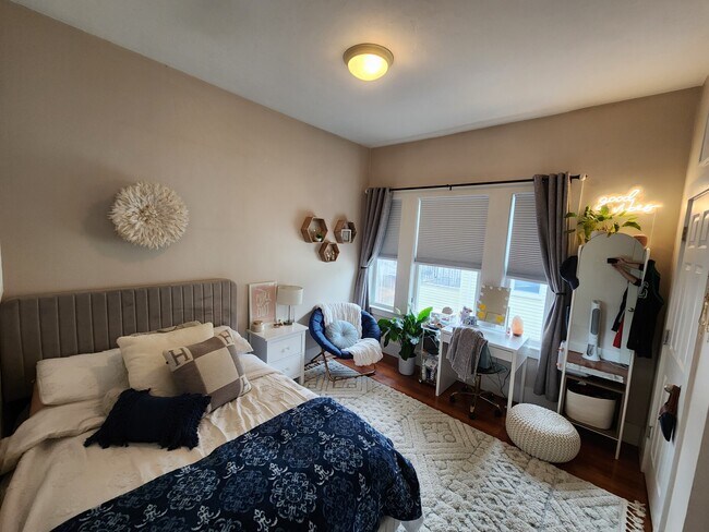 Photo - 11 Wadsworth St Unit 1