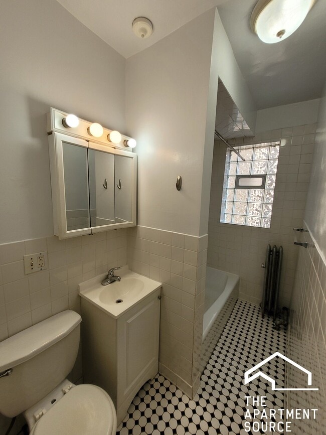 Photo - 910 Reba Pl Unit 2