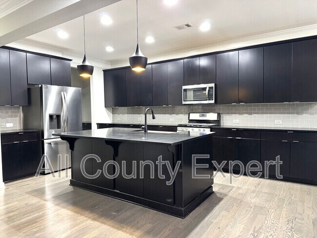 Photo - 920 Grove Valley Dr