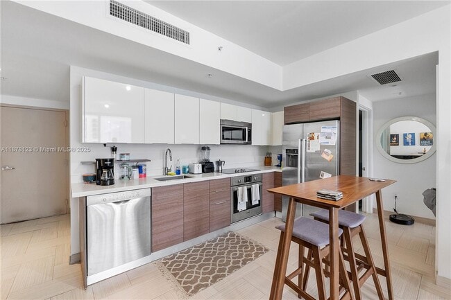 Photo - 1010 SW 2nd Ave Unit 710